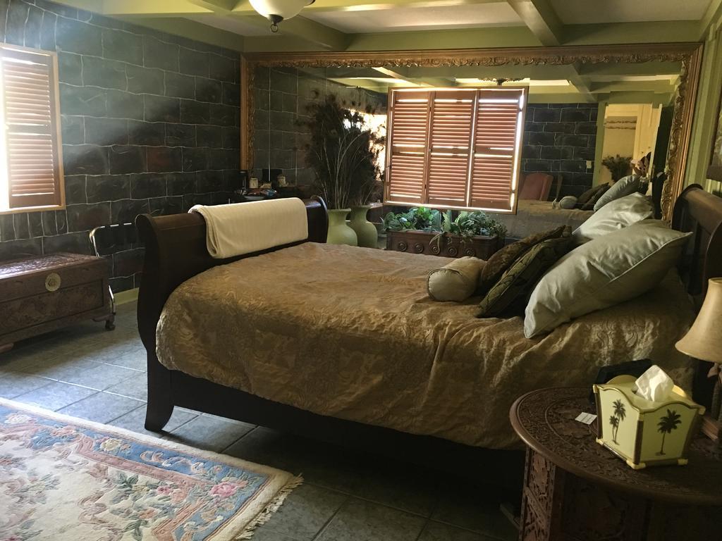 Shady Lady Bed And Breakfast Scottys Junction Exterior foto